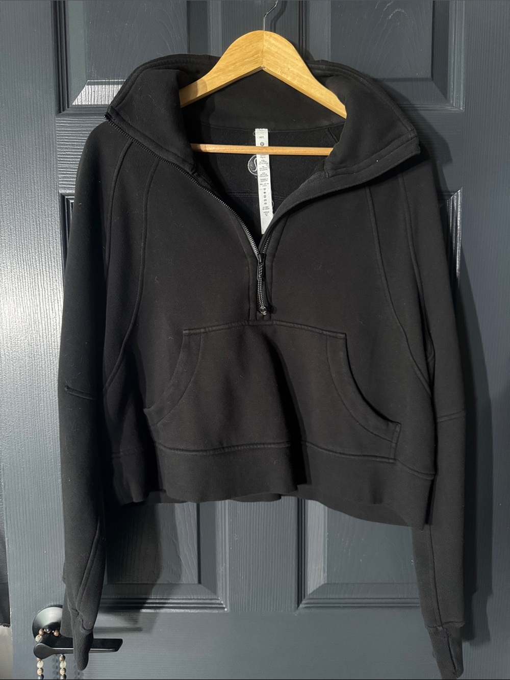 lululemon athletica Black Half-Zip Cropped Pullover M/L